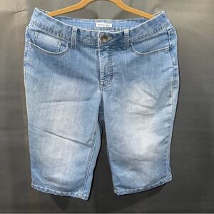 St. John's Bay Women's Light Blue Distressed Denim Jean Shorts Size 8